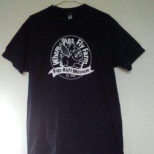 "Where Pigs Fly Farm" Pigs Aloft Museum Tee